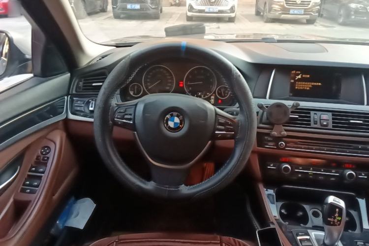 Used BMW 5 Series 2017 520Li Elegant Edition Steering Wheel