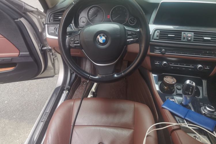 Used BMW 5 Series 2017 520Li Elegant Edition Steering Wheel