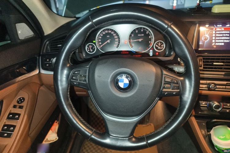 Used BMW 5 Series 2017 520Li Elegant Edition Steering Wheel