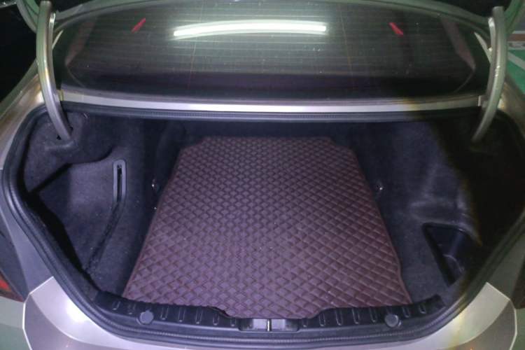 Used BMW 5 Series 2017 520Li Elegant Edition Trunk