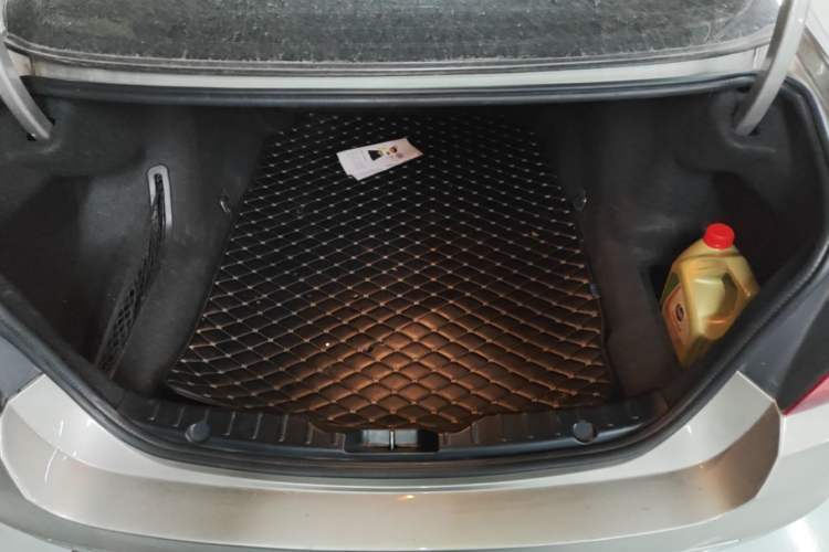 Used BMW 5 Series 2017 525Li Luxury Design Package Trunk