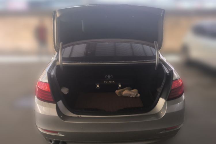 Used BMW 5 Series 2017 525Li Leading Model Trunk