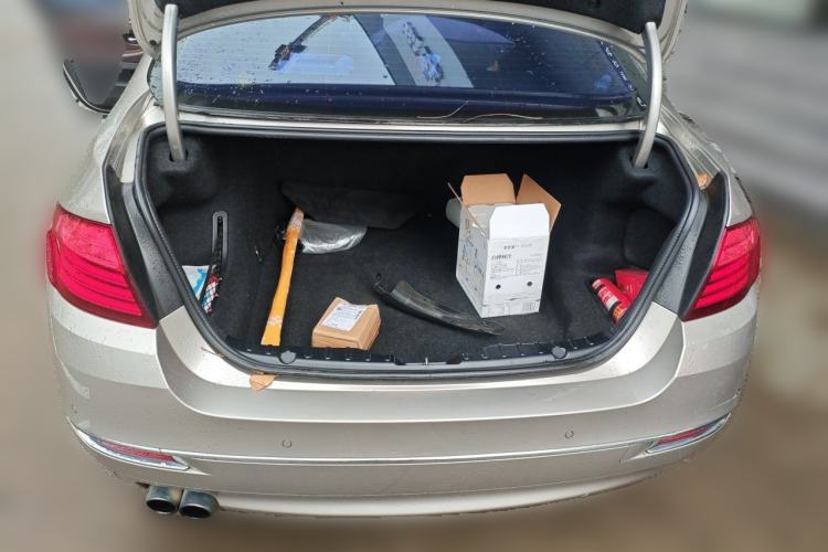 Used BMW 5 Series 2017 525Li Luxury Design Package Trunk