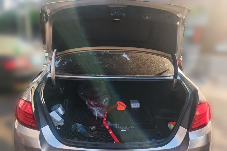 Used BMW 5 Series 2017 525Li Luxury Design Package Trunk