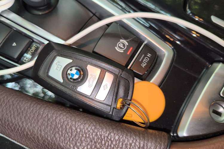 Used BMW 5 Series 2017 520Li Elegant Edition Vehicle Key