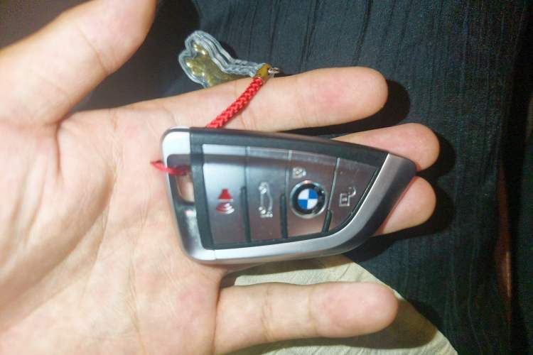 Used BMW 5 Series 2017 525Li Leading Model Vehicle Key