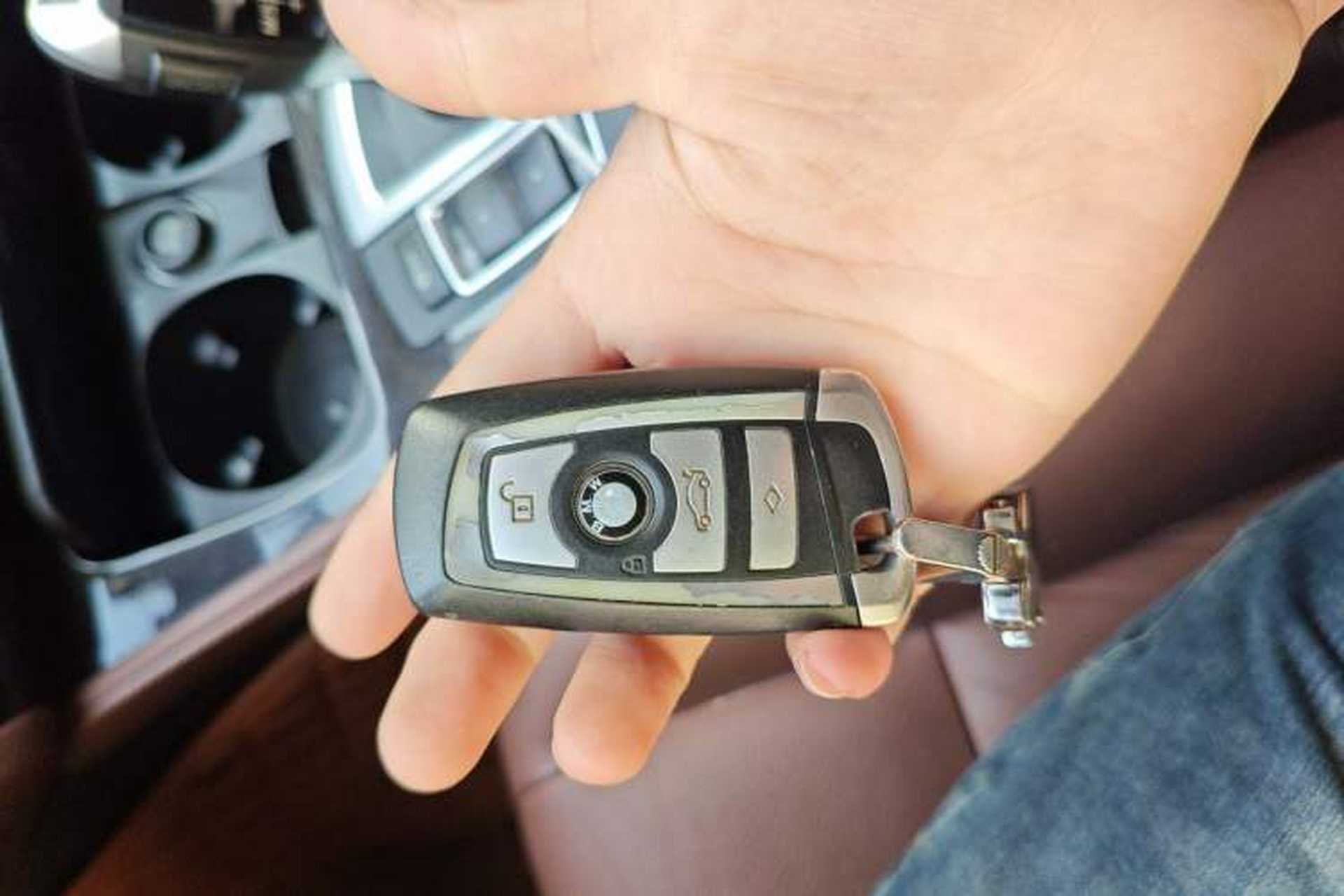 Used BMW 5 Series 2017 525Li Leading Model Vehicle Key