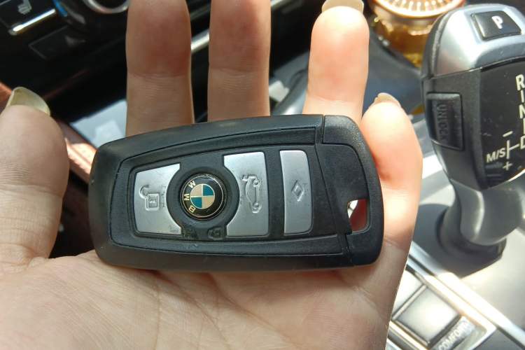 Used BMW 5 Series 2017 520Li Elegant Edition Vehicle Key