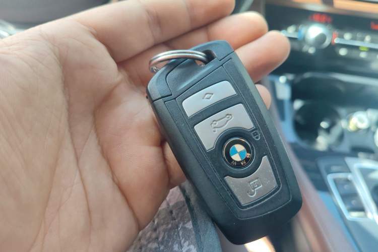 Used BMW 5 Series 2017 520Li Elegant Edition Vehicle Key