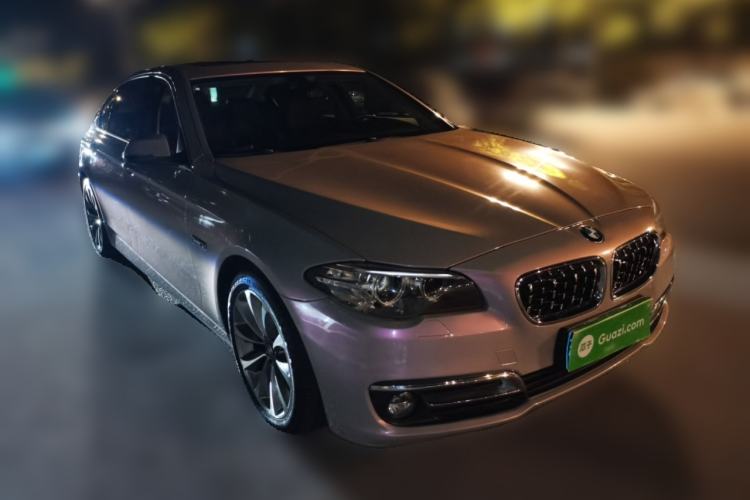 Used BMW 5 Series 2017 525Li Leading Model Front Right 45 Deg