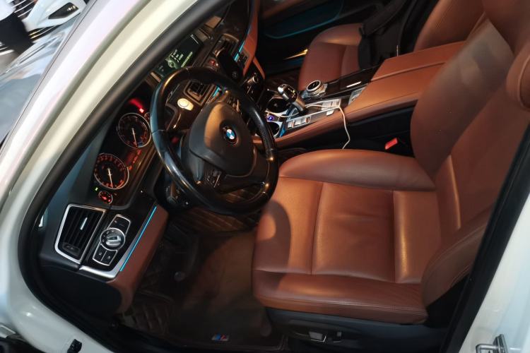 Used BMW 5 Series 2017 525Li Leading Model Left Front Seat