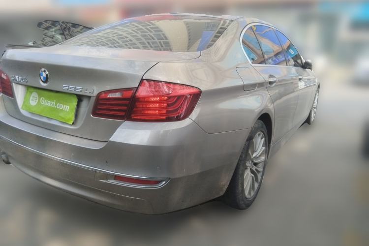 Used BMW 5 Series 2017 525Li Luxury Design Package Rear Right 45 Deg