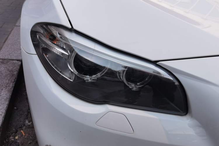 Used BMW 5 Series 2017 520Li Elegant Edition Right Front Headlight