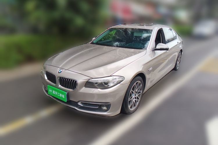 Used BMW 5 Series 2017 525Li Luxury Design Package Guazi used car, China used car export, Used car for sale, Used BMW cars, Cheapest cars for sale