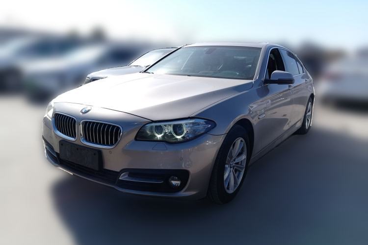 Used BMW 5 Series 2017 520Li Elegant Edition Guazi used car, China used car export, Used car for sale, Used BMW cars, Cheapest cars for sale