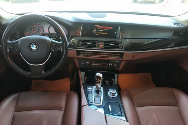 Used BMW 5 Series 2017 520Li Elegant Edition Center Console