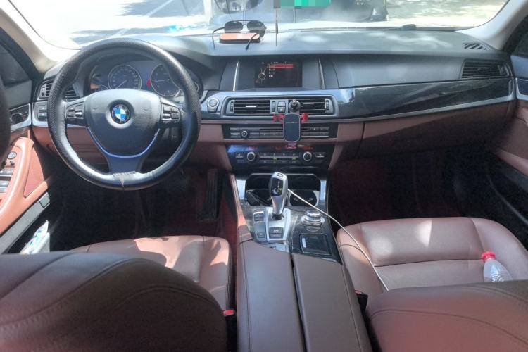Used BMW 5 Series 2017 520Li Elegant Edition Center Console