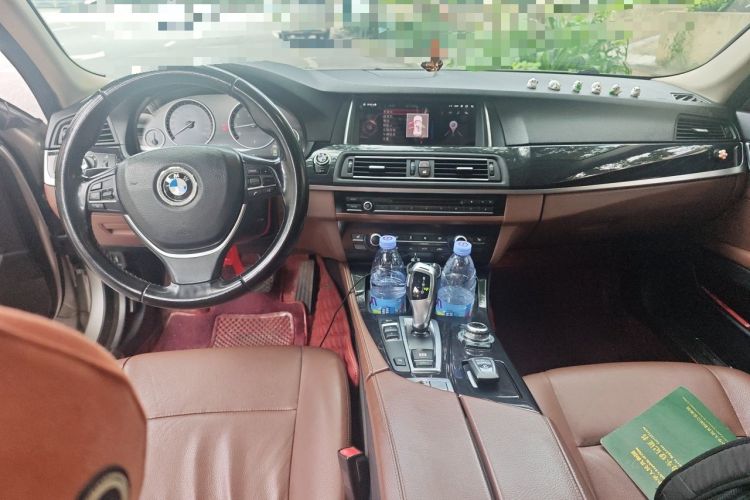 Used BMW 5 Series 2017 520Li Elegant Edition Center Console