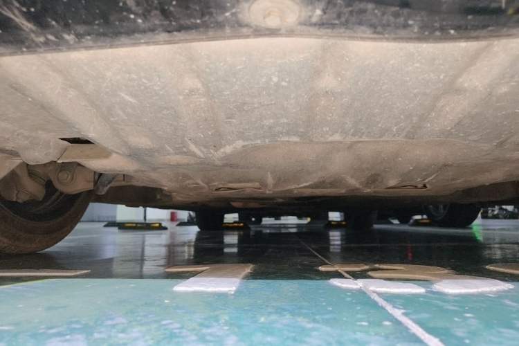Used BMW 5 Series 2017 525Li Leading Model Chassis Front