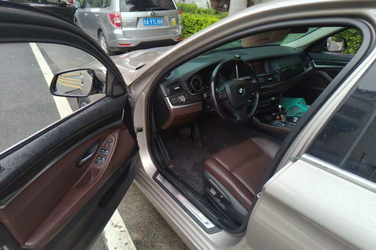 Used BMW 5 Series 2017 525Li Luxury Design Package Driver Seat