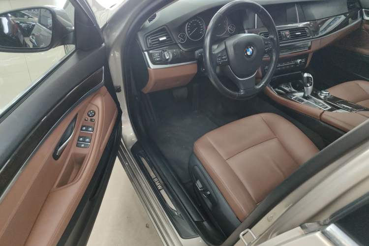 Used BMW 5 Series 2017 525Li Leading Model Driver Seat