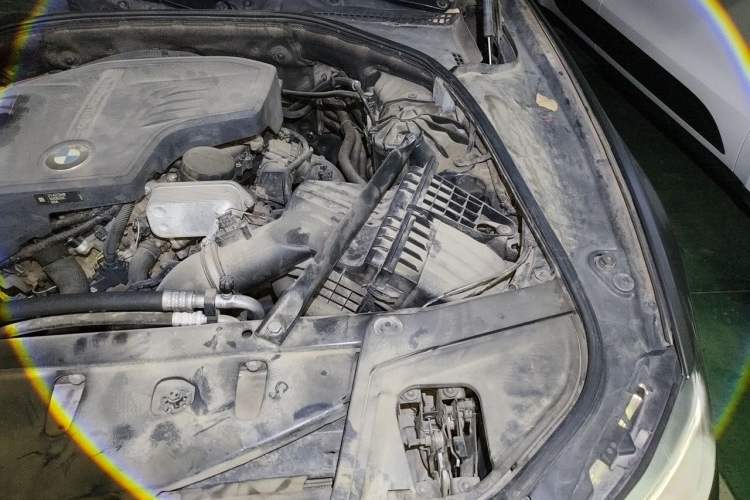 Used BMW 5 Series 2017 525Li Leading Model Engine Bay Left