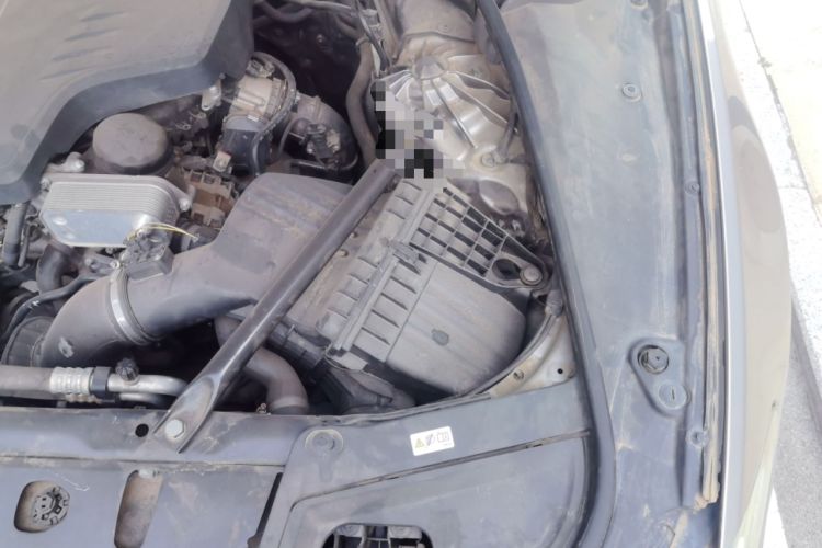 Used BMW 5 Series 2017 525Li Leading Model Engine Bay Left