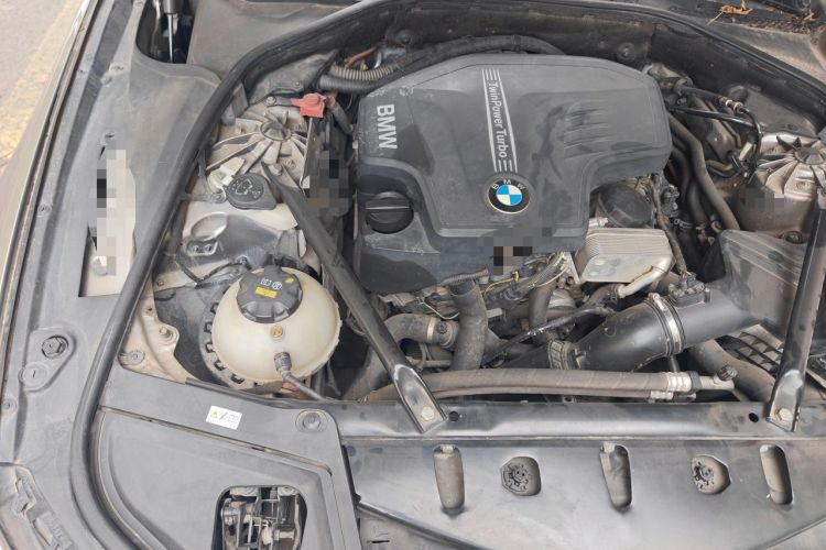 Used BMW 5 Series 2017 525Li Leading Model Engine Bay Right
