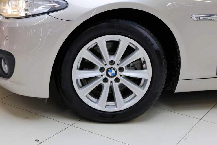 Used BMW 5 Series 2017 520Li Elegant Edition Exterior 12