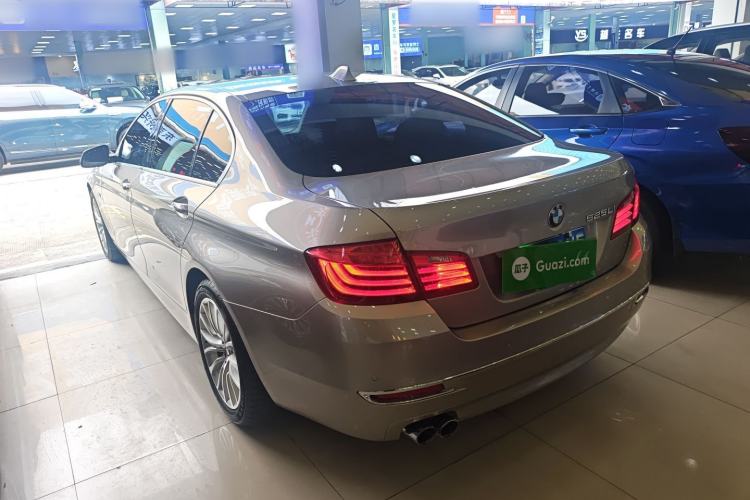 Used BMW 5 Series 2017 525Li Luxury Design Package Exterior 2