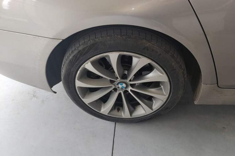 Used BMW 5 Series 2017 528Li Leading Model Exterior 5