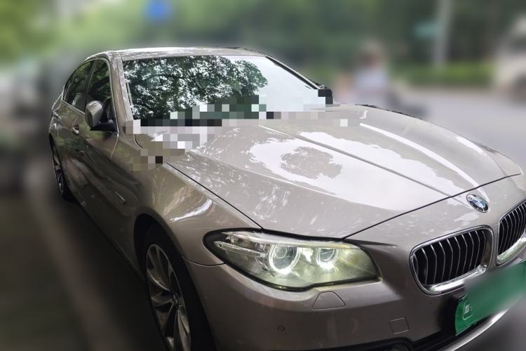 Used BMW 5 Series 2017 525Li Leading Model Front Right 45 Deg