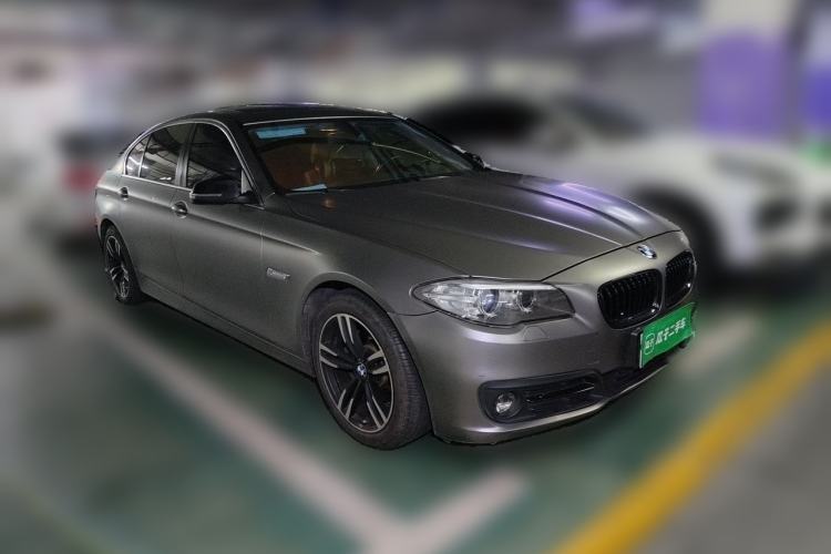 Used BMW 5 Series 2017 525Li Leading Model Front Right 45 Deg