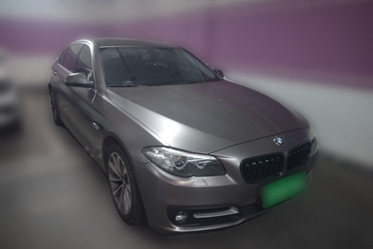 Used BMW 5 Series 2017 525Li Leading Model Front Right 45 Deg