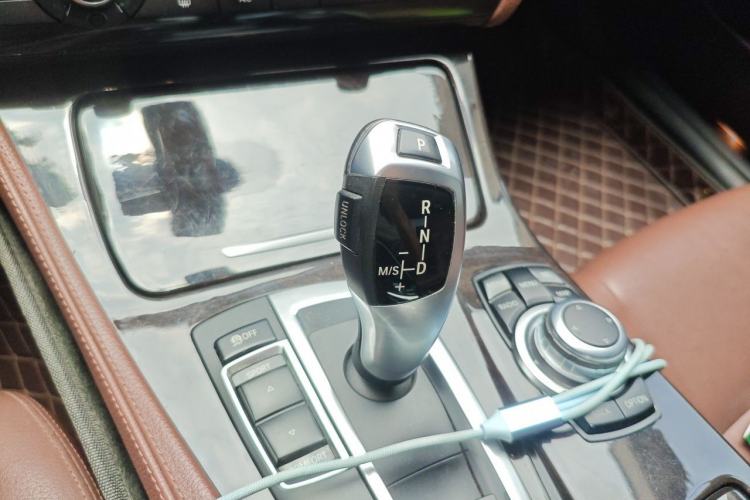 Used BMW 5 Series 2017 525Li Leading Model Gear Lever
