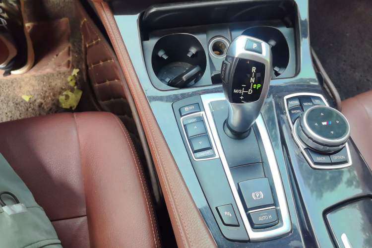 Used BMW 5 Series 2017 525Li Leading Model Gear Lever