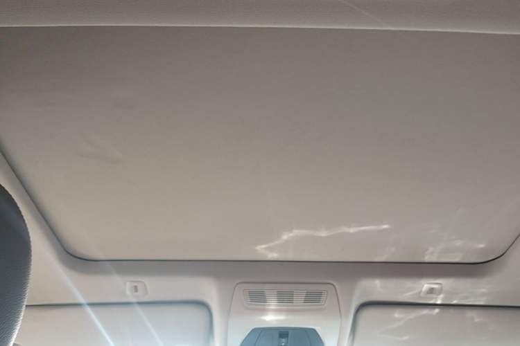 Used BMW 5 Series 2017 525Li Leading Model Headliner