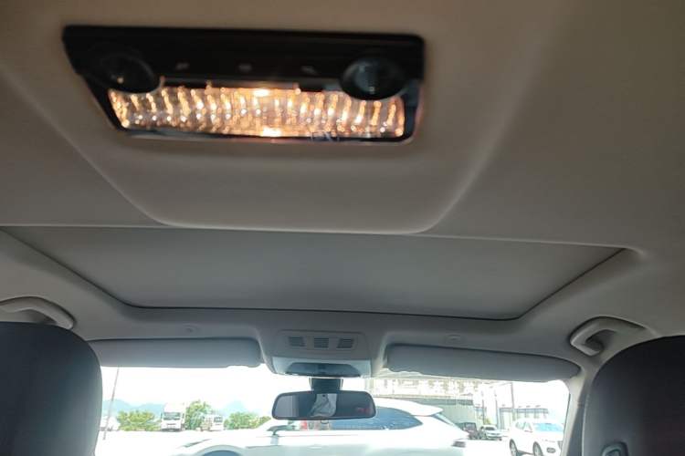 Used BMW 5 Series 2017 525Li Luxury Design Package Headliner
