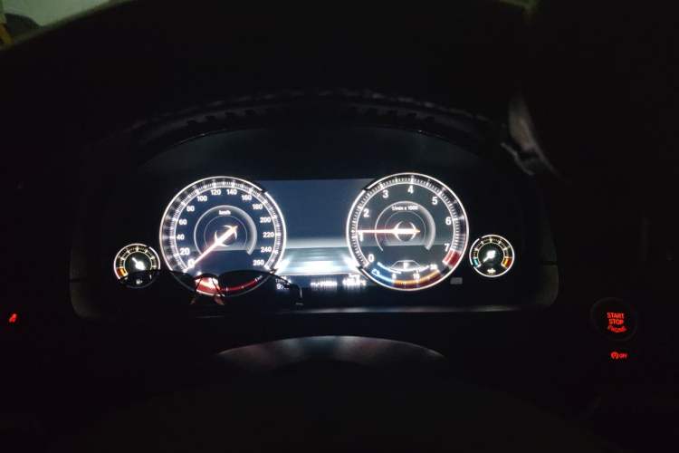 Used BMW 5 Series 2017 525Li Luxury Design Package Instrument Cluster
