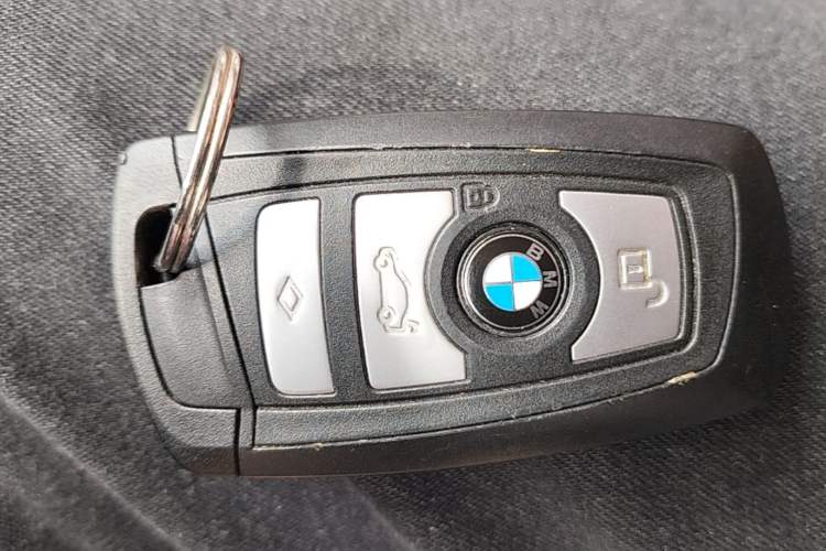 Used BMW 5 Series 2017 525Li Leading Model Interior 1
