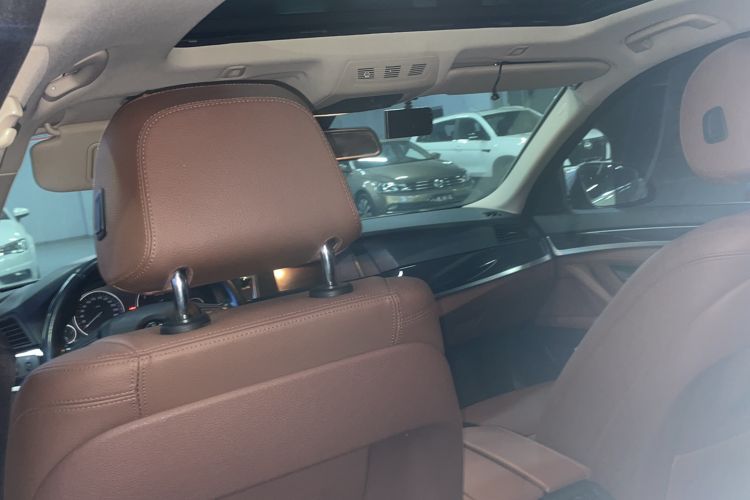 Used BMW 5 Series 2017 520Li Elegant Edition Interior 3