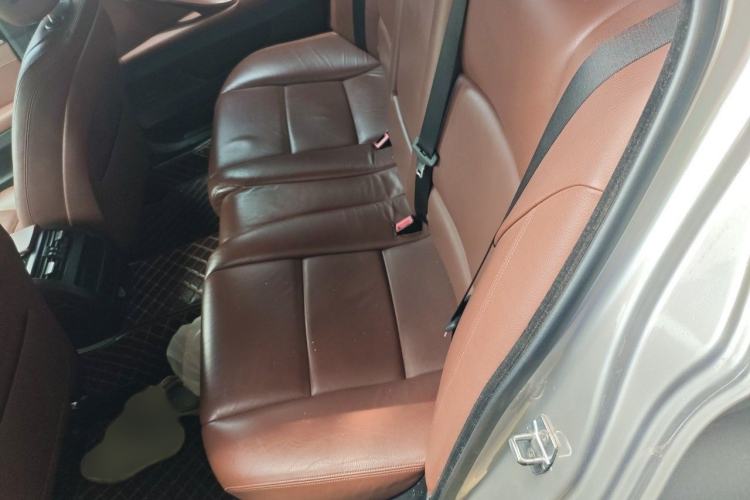 Used BMW 5 Series 2017 525Li Leading Model Interior 4