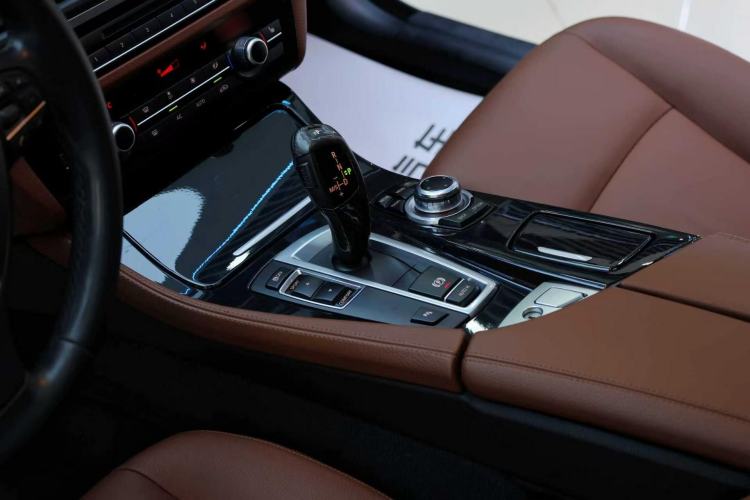 Used BMW 5 Series 2017 520Li Elegant Edition Interior 5