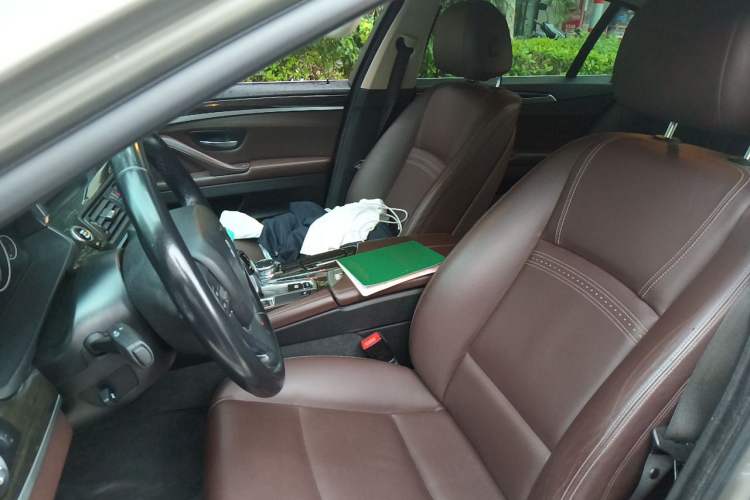 Used BMW 5 Series 2017 525Li Luxury Design Package Left Front Seat
