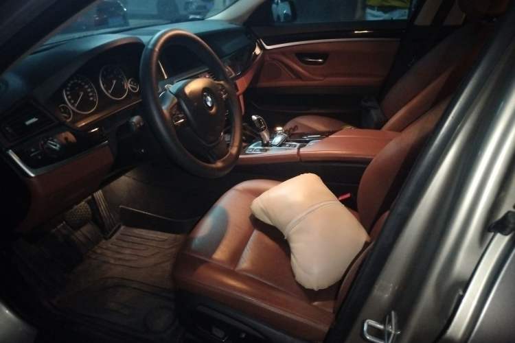 Used BMW 5 Series 2017 525Li Leading Model Left Front Seat