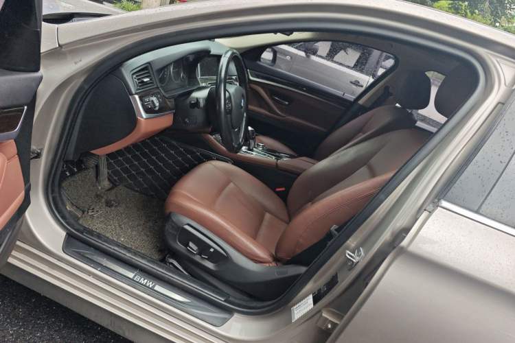 Used BMW 5 Series 2017 525Li Leading Model Left Front Seat