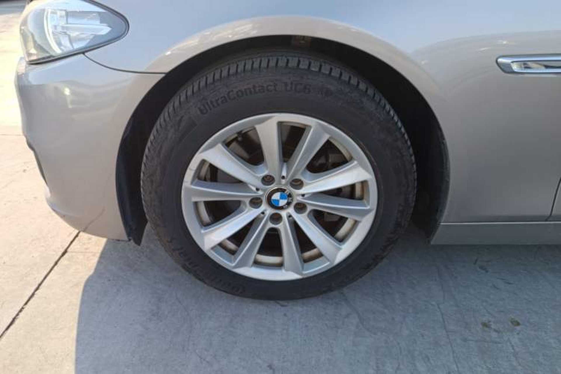 Used BMW 5 Series 2017 520Li Elegant Edition Left Front Wheel Hub