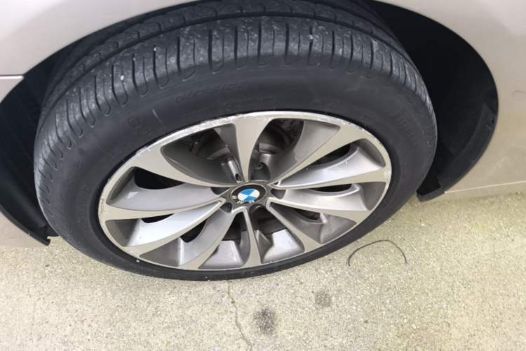 Used BMW 5 Series 2017 525Li Leading Model Left Front Wheel Hub