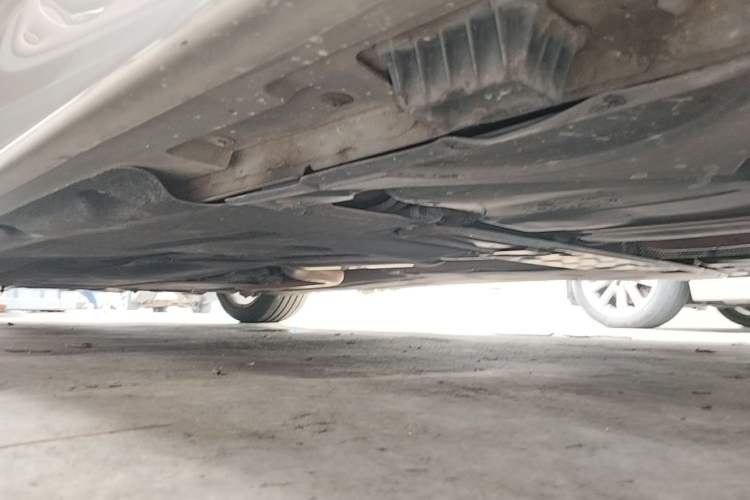 Used BMW 5 Series 2017 525Li Leading Model Left Side Sill