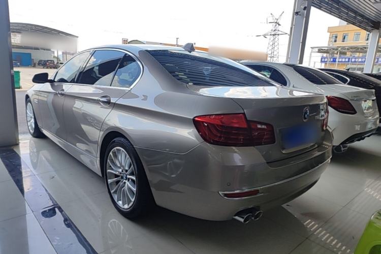 Used BMW 5 Series 2017 525Li Luxury Design Package Rear Left 45 Deg
